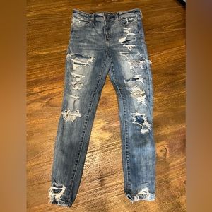 American Eagle - Heavy Distressed - Stretch Jegging